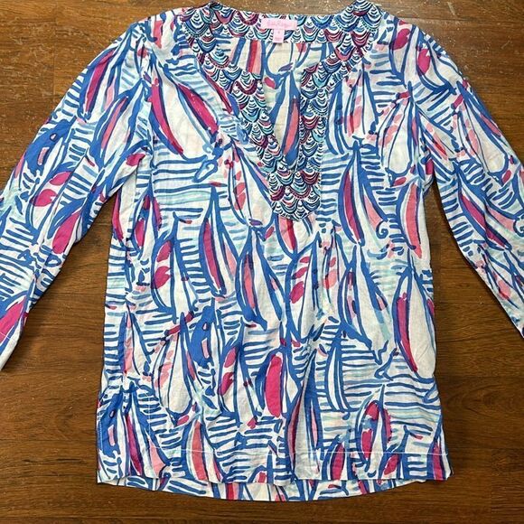 Lilly Pulitzer Amelia Tunic shirt top size small Red Right Return White blue - Picture 2 of 9